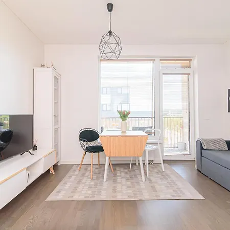 Apartment Lovely 1-bedroom Near Park In Vilnius