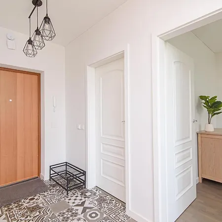 Lovely 1-bedroom Near Park In